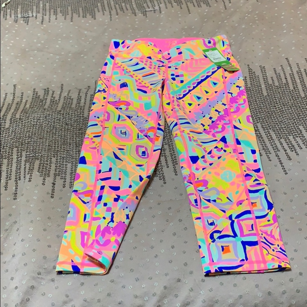 NWT Lilly Pulitzer Luxletic crop leggings M